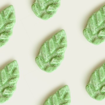 All Too Good Chicken Pocket Bites Freeze-Dried Treats Garden Greens 24g